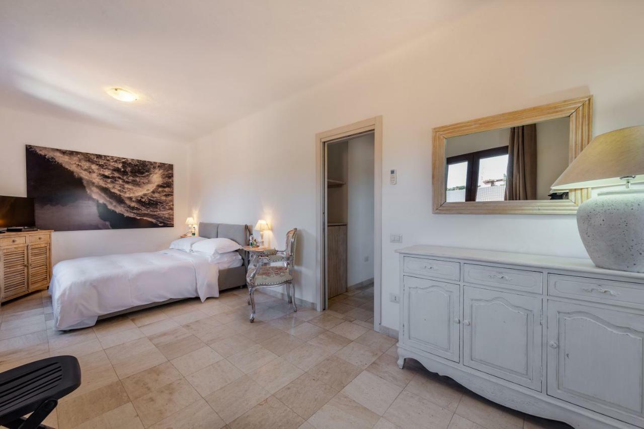 Locanda Tartarughino - Luxury Suites In Porto Rotondo Exteriér fotografie